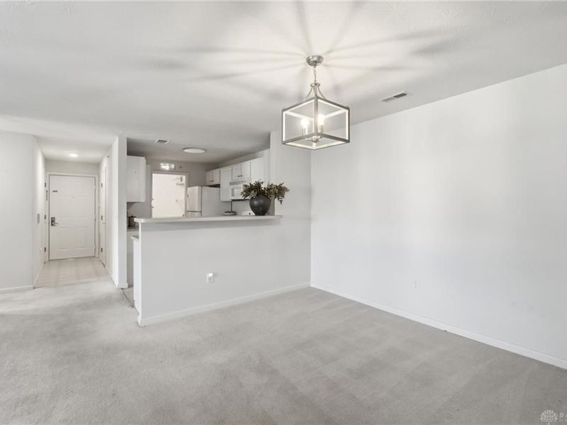 3045 Westminster Drive, Unit 207, Beavercreek, OH 45431 Photo 11