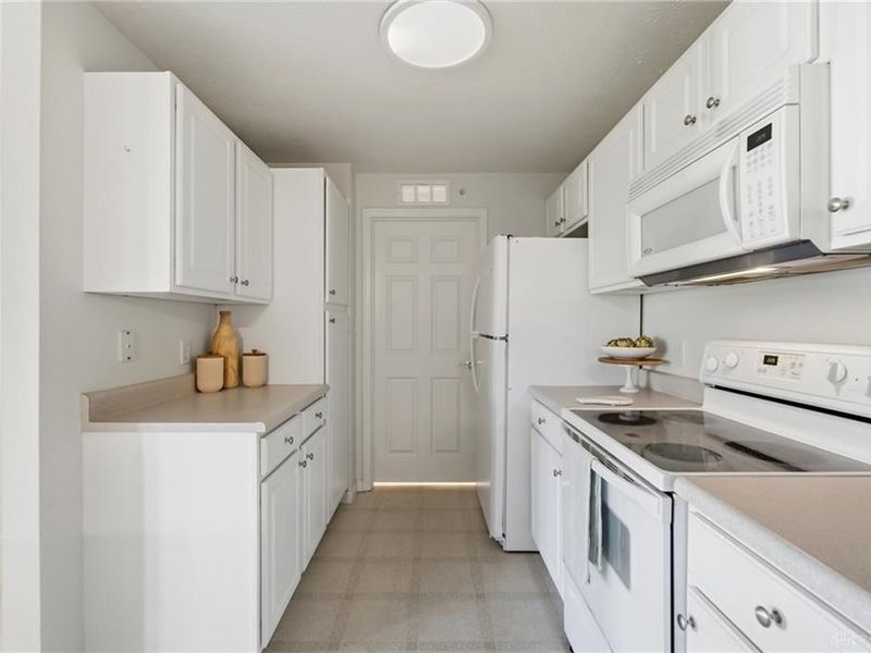 3045 Westminster Drive, Unit 207, Beavercreek, OH 45431 Photo 17