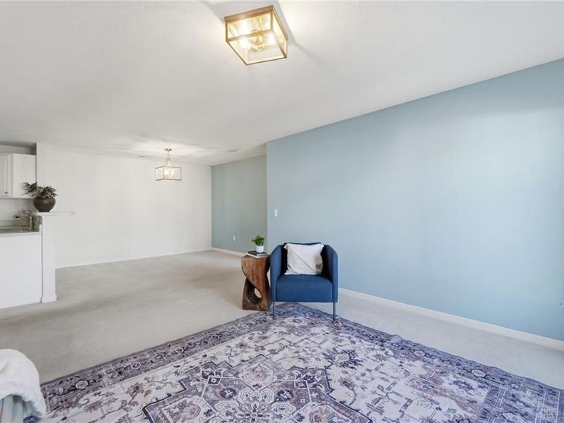 3045 Westminster Drive, Unit 207, Beavercreek, OH 45431 Photo 8