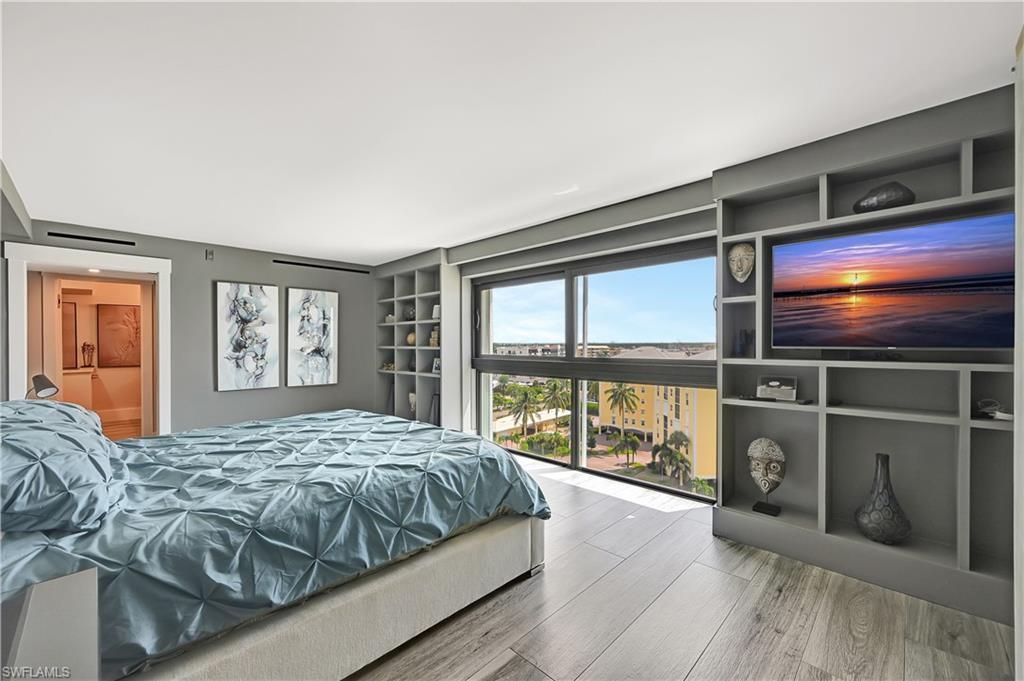 3951 Gulf Shore Blvd N, Unit 801, Naples, FL 34103 Photo