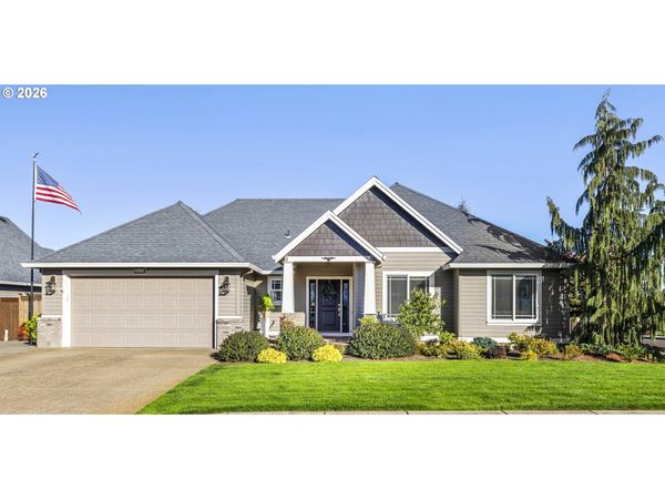 20756 YUKON NE ST, Aurora, OR 97002
