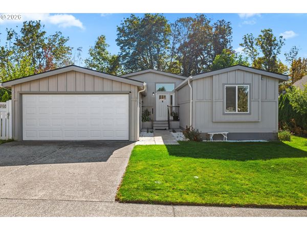 1401 W ELLENDALE AVE, Unit 34, Dallas, OR 97338