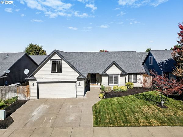 610 ROYAL TERN AVE, Halsey, OR 97348