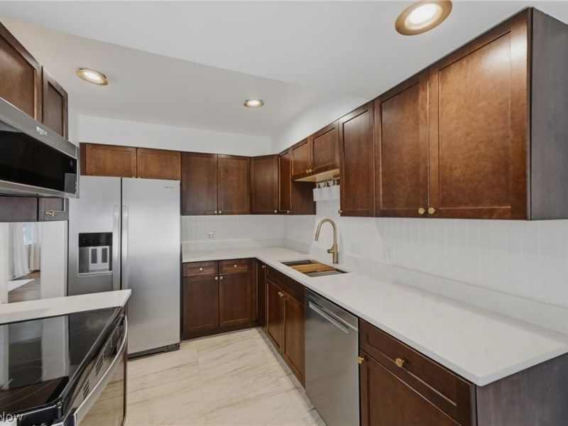 2505 15th Street, Cuyahoga Falls, OH 44223 Photo 17