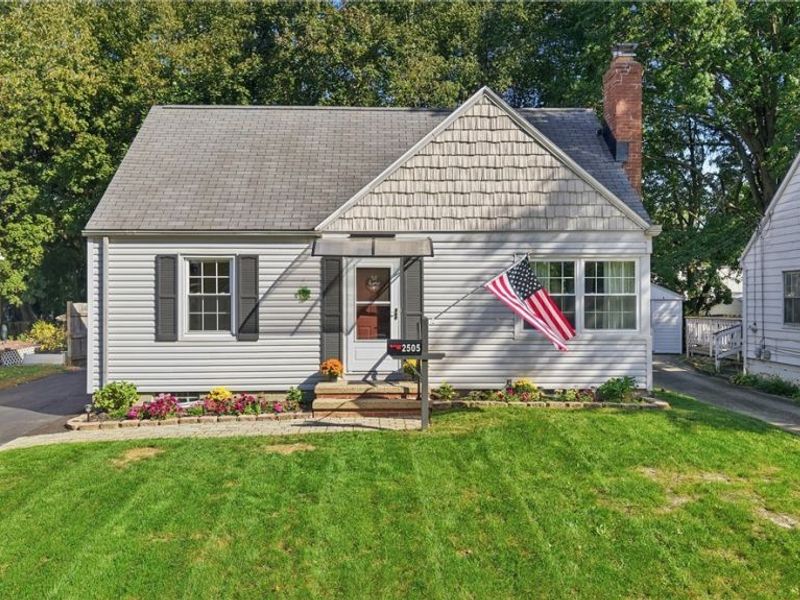2505 15th Street, Cuyahoga Falls, OH 44223 Photo 2