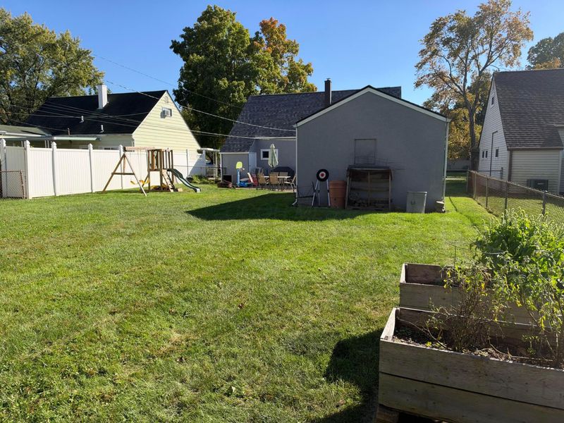 4132 Powell Avenue , Columbus, OH 43213 Photo 9