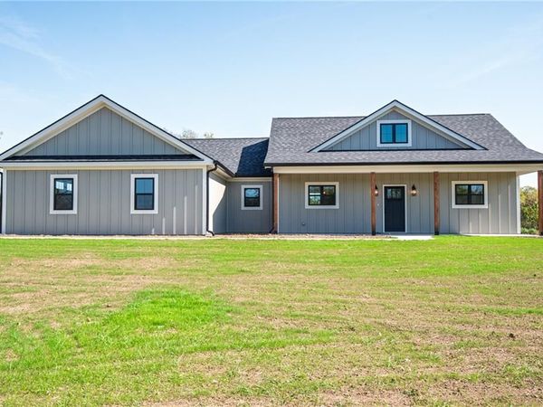 1884 NW 550th Road, Kingsville, MO 64061