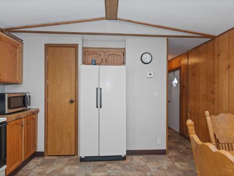 9984 Grisham Road, Clark Township, OH 45130 Photo 17