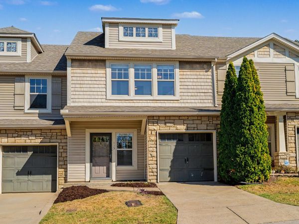 115 Stonecrest Dr , Nashville, TN 37209