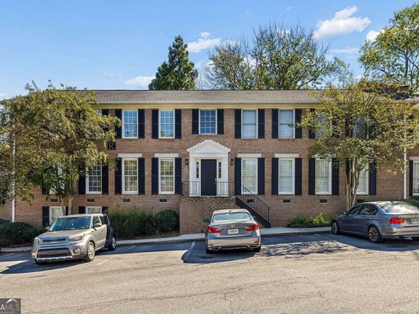 1101 Collier Road NW, Unit R3, Atlanta, GA 30318