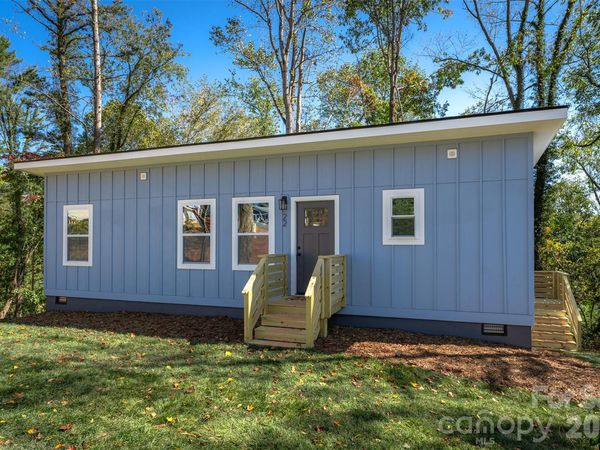 22 Crestfield Avenue, Asheville, NC 28804