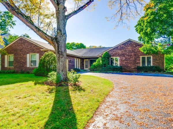 31 Fox Trail , Lincolnshire, IL 60069