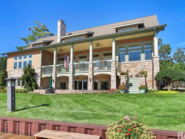 7719 Island Lane, Wonder Lake, IL 60097
