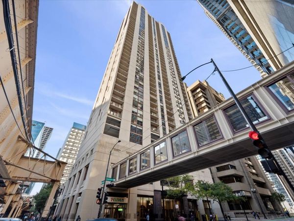 200 N Dearborn Street , Unit 4001, Chicago, IL 60601