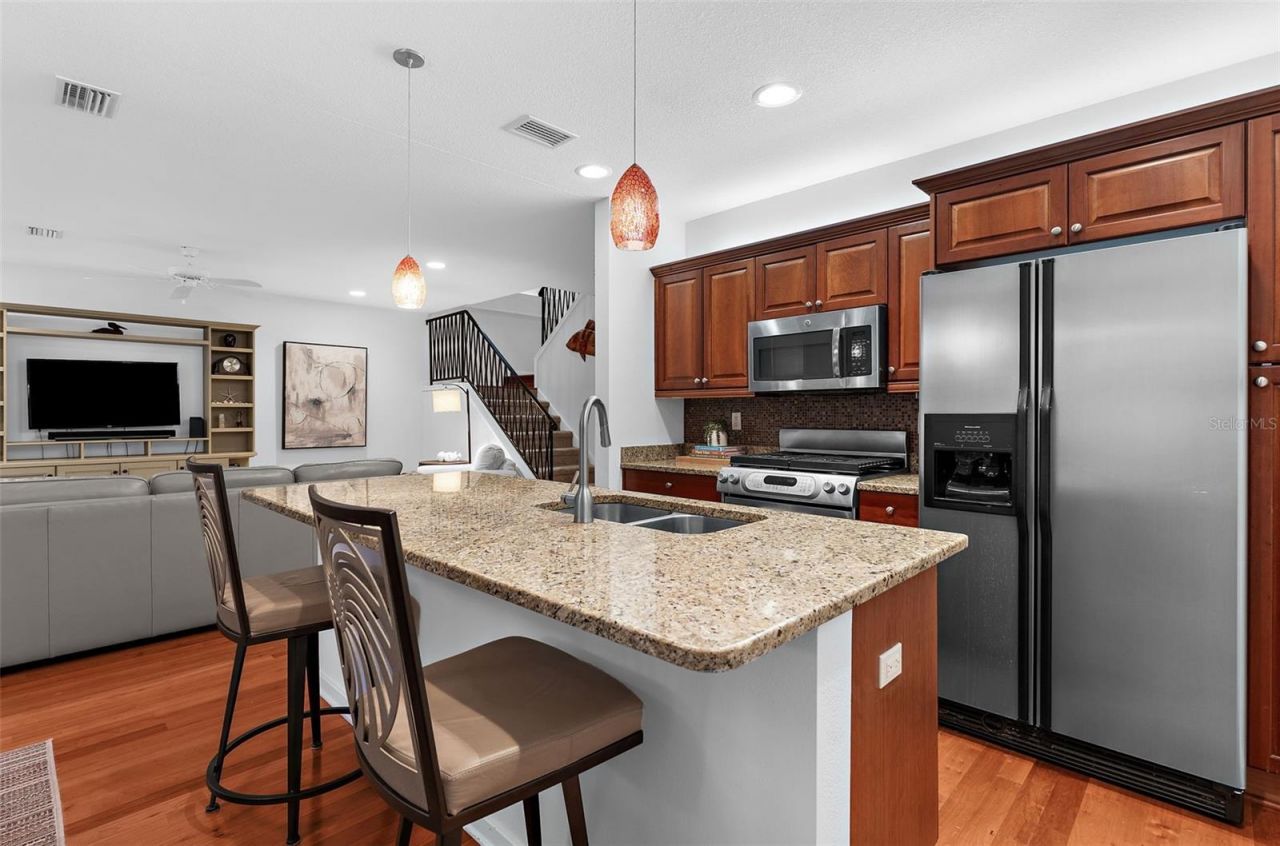1685 Laurel Street, Unit 4, Sarasota, FL 34236 Photo