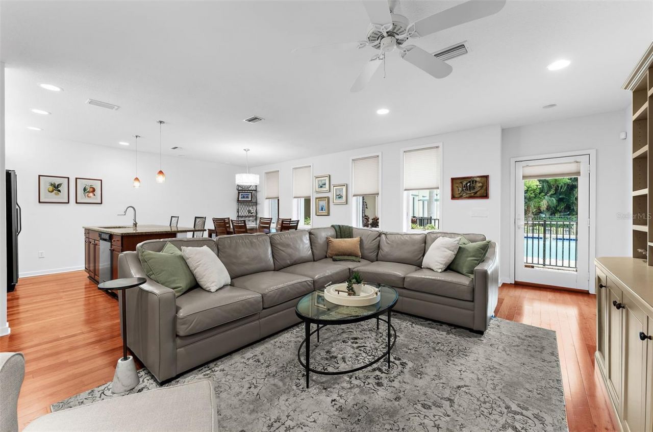 1685 Laurel Street, Unit 4, Sarasota, FL 34236 Photo