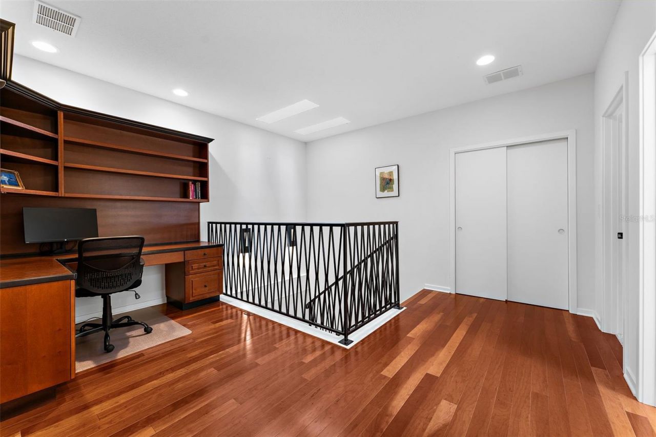 1685 Laurel Street, Unit 4, Sarasota, FL 34236 Photo