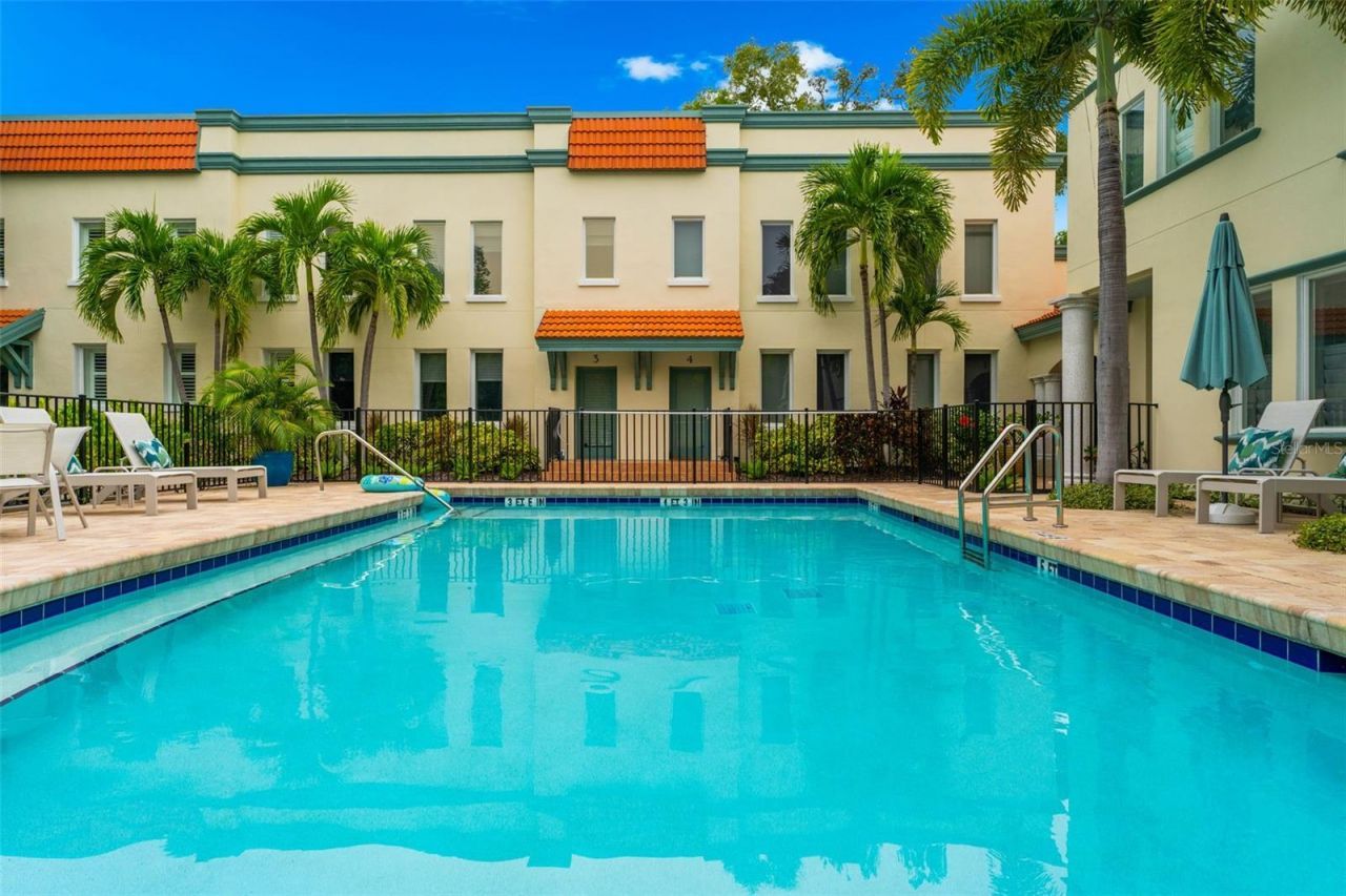 1685 Laurel Street, Unit 4, Sarasota, FL 34236 Photo