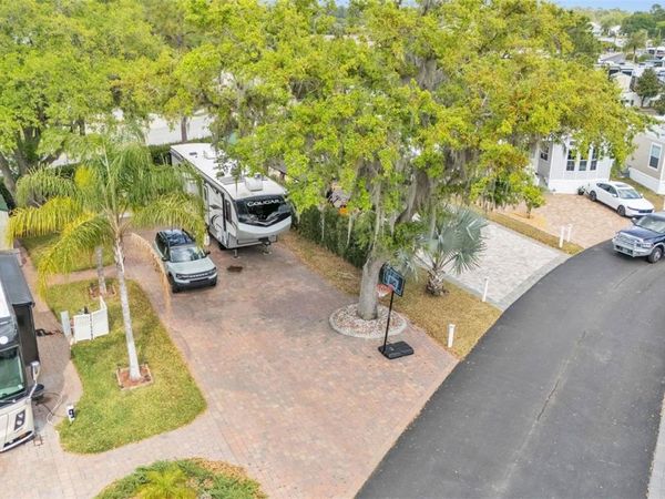 16329 CHERRY TREE COURT , CLERMONT, FL 34714