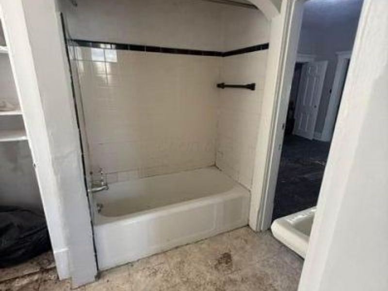 2605 Neil Avenue, Unit 2605 1/2, Columbus, OH 43202 Photo 8