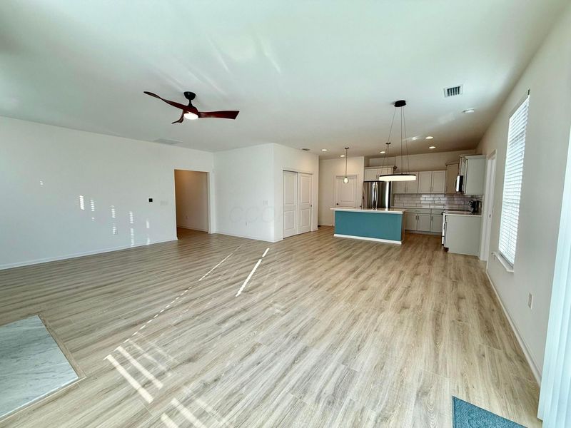 3670 Backstretch Way , Grove City, OH 43123 Photo 31