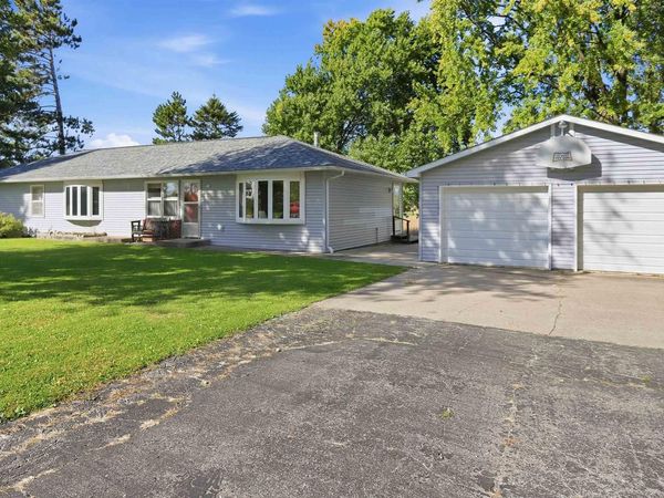 846 Taylor Road, New Lisbon, WI 53950