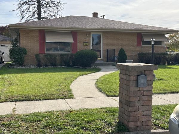 827 Coronada DRIVE, Racine, WI 53402