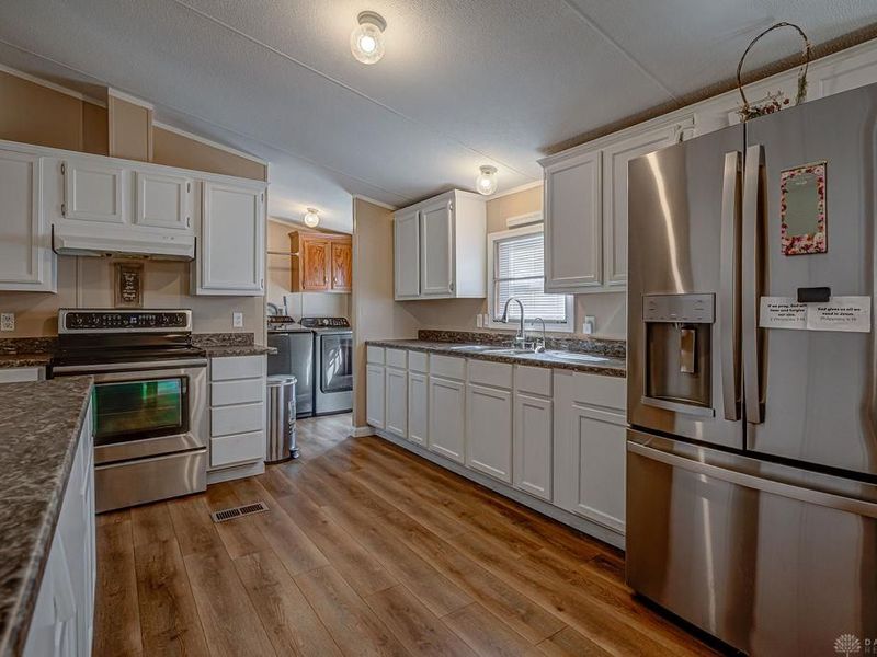 1958 W Greenfield, Middletown, OH 45044 Photo 6