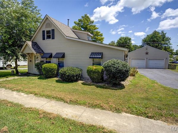 622 N Jackson Street, Pittsfield, IL 62363