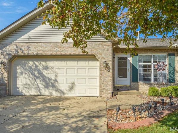 4569 Elk Meadows Lane, Smithton, IL 62285