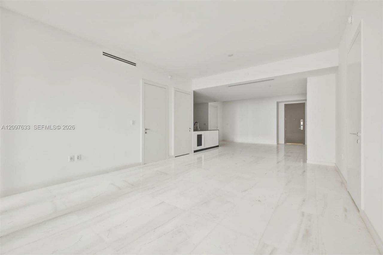 300 Biscayne Boulevard Way , Unit 1709W, Miami, FL 33131 Photo