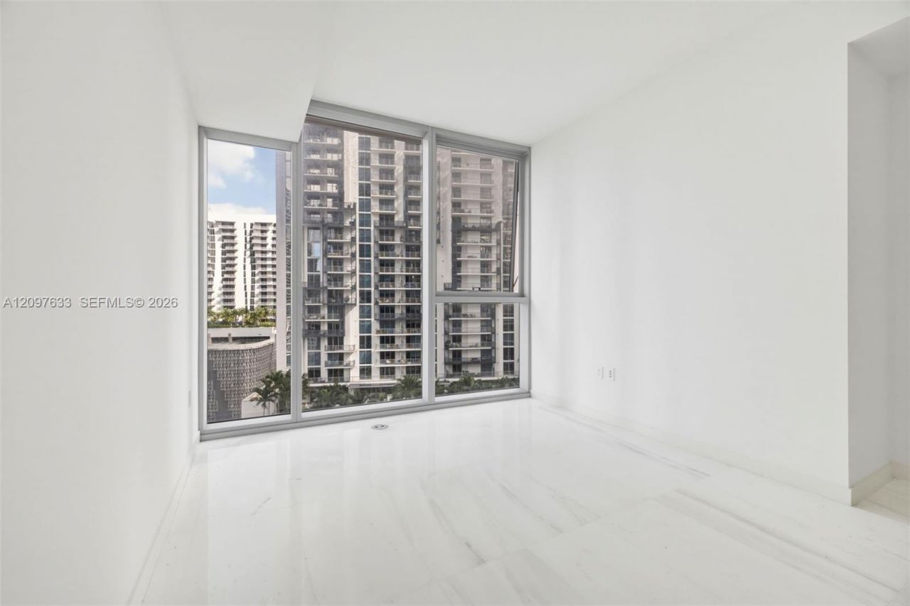 300 Biscayne Boulevard Way , Unit 1709W, Miami, FL 33131 Photo