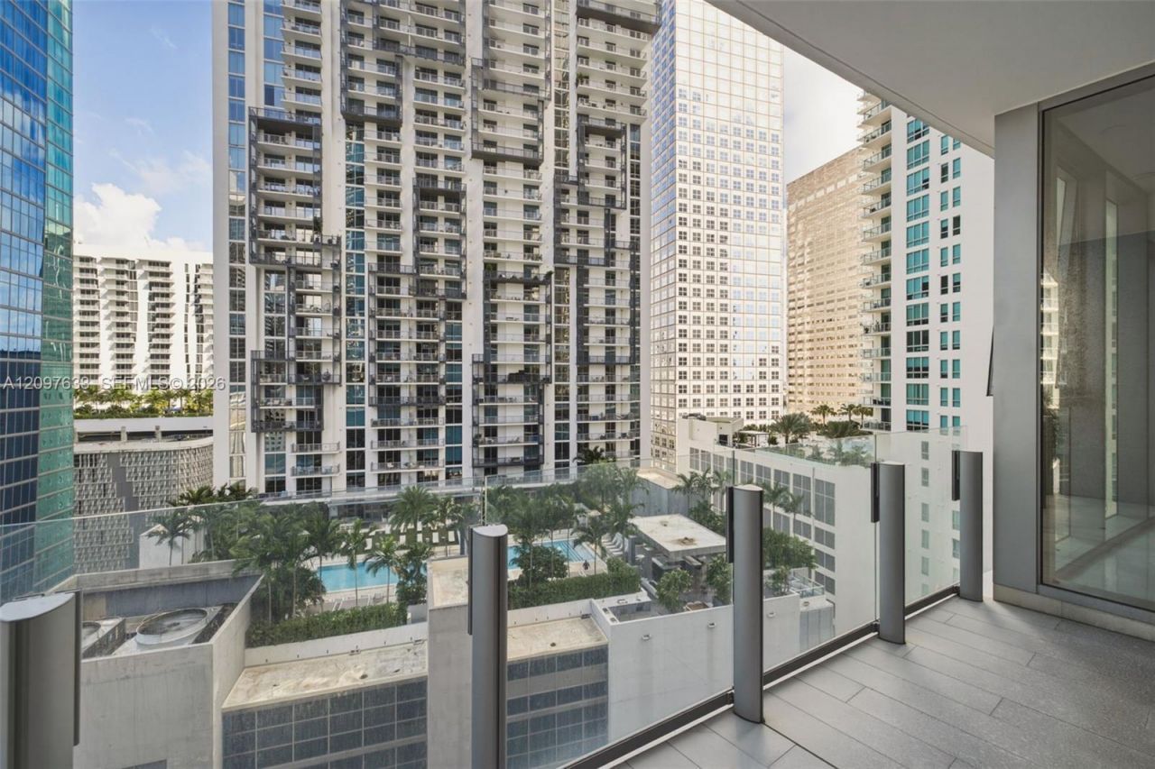 300 Biscayne Boulevard Way , Unit 1709W, Miami, FL 33131 Photo