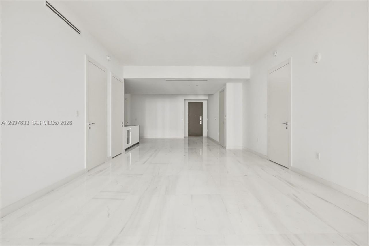 300 Biscayne Boulevard Way , Unit 1709W, Miami, FL 33131 Photo