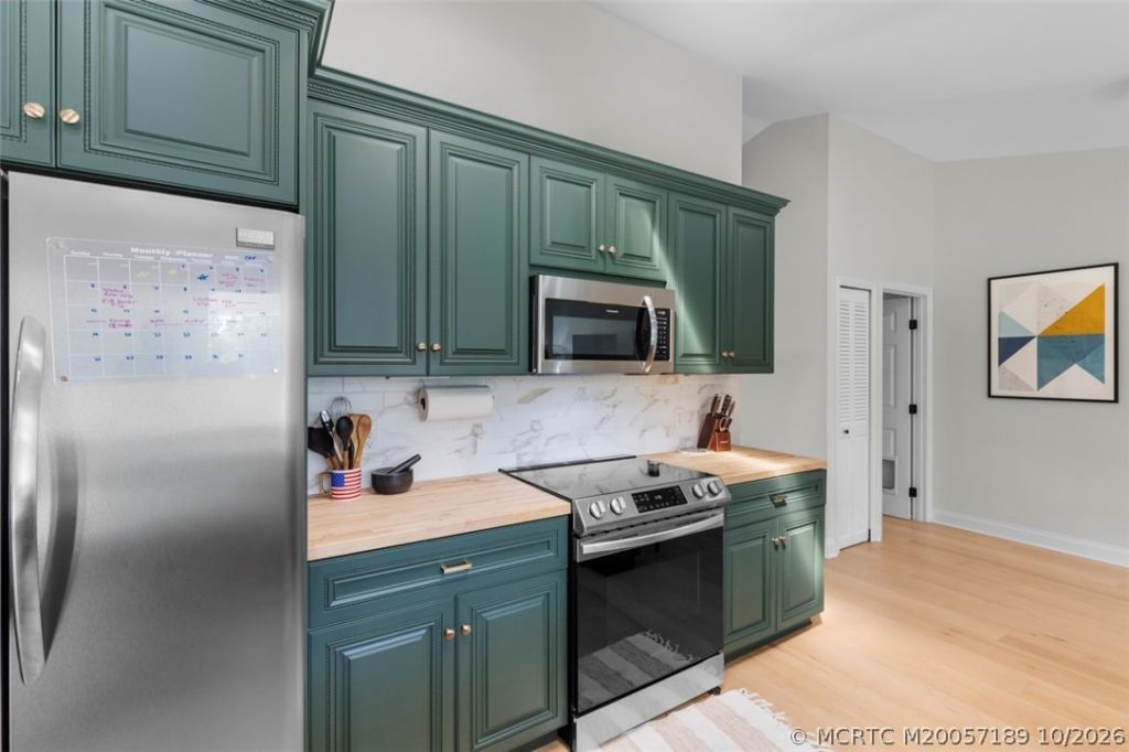 4811 NE Savannah Road, Jensen Beach, FL 34957 Photo