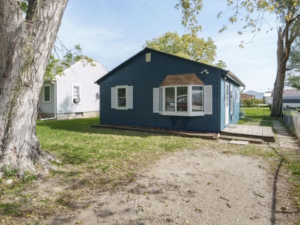 816 7TH AVE, South Sioux City, NE 68776