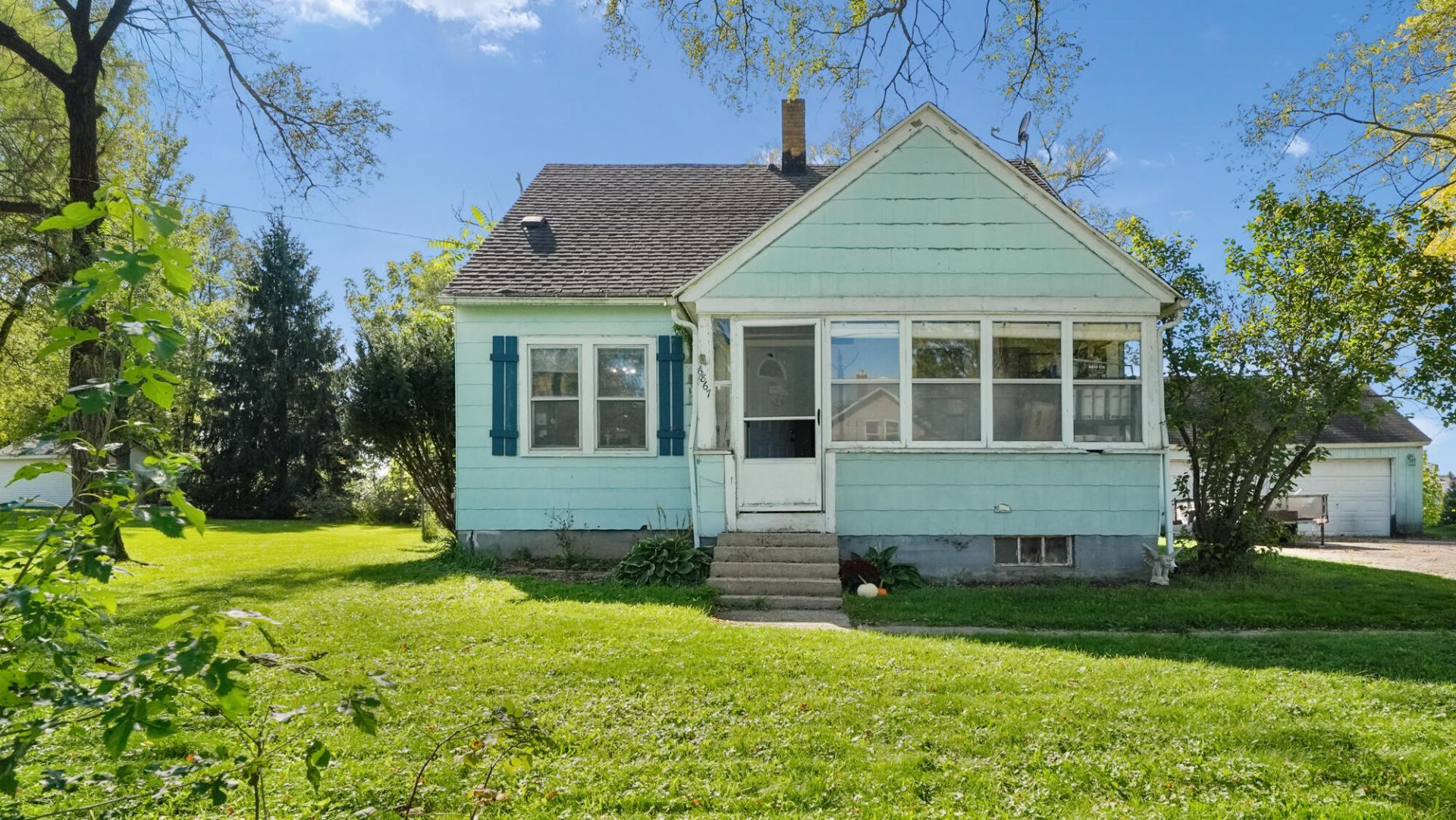 6867 Dutton Avenue Se, Caledonia, MI 49316 Main Photo