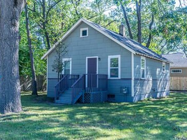1910 Valley Street, Muskegon, MI 49442
