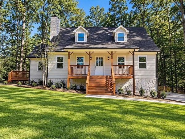 114 River Creek Drive , Woodstock, GA 30188