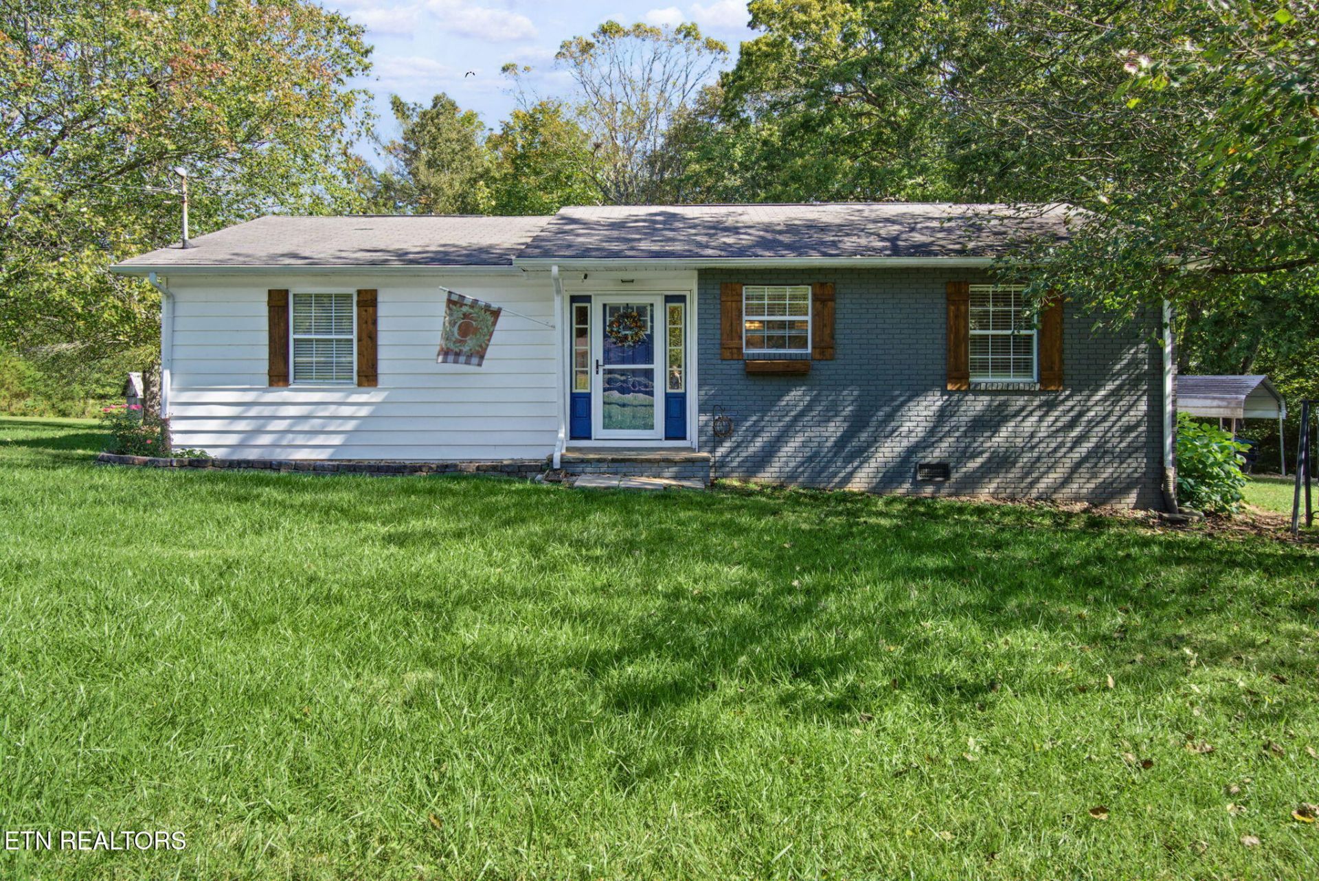 1858 Lawson Rd, Crossville, TN 38571 Main Photo