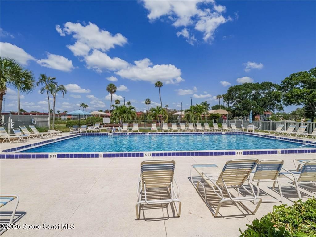 1 Vista Palm Lane, Unit 207, Vero Beach, FL 32962 Photo