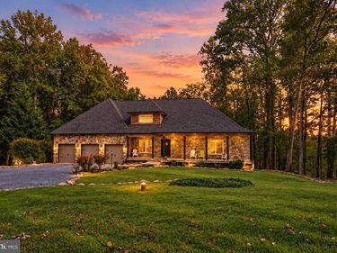 13329 MOUNTAIN ROAD, LOVETTSVILLE, VA 20180
