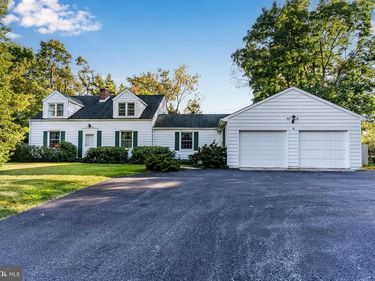 1819 HIGH STREET, CAMP HILL, PA 17011