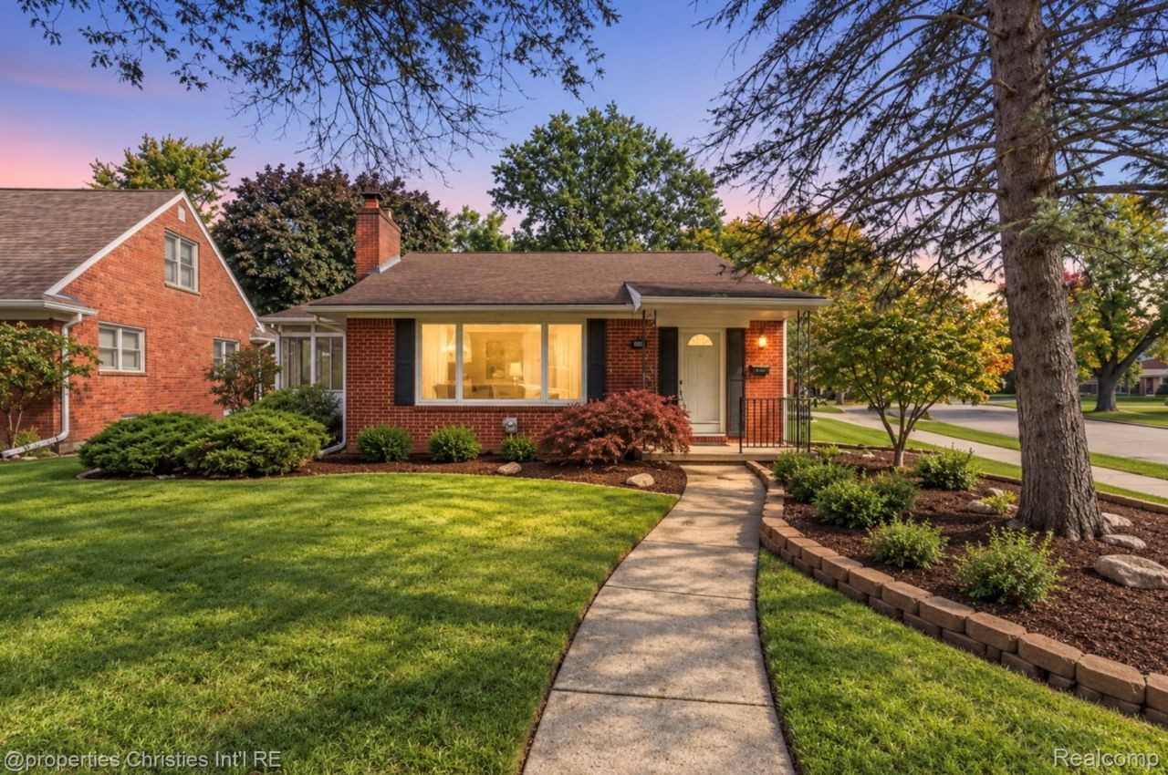 4326 N Verona Circle, Royal Oak, Mi 48073 Main Photo
