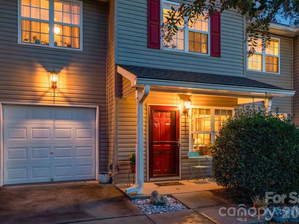 137 Wiltshire Circle, Fletcher, NC 28732