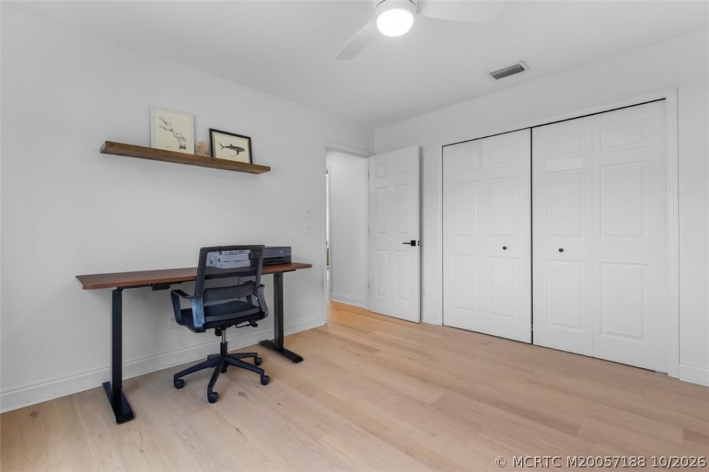 4811 NE Savannah Road , Jensen Beach, FL 34957 Photo