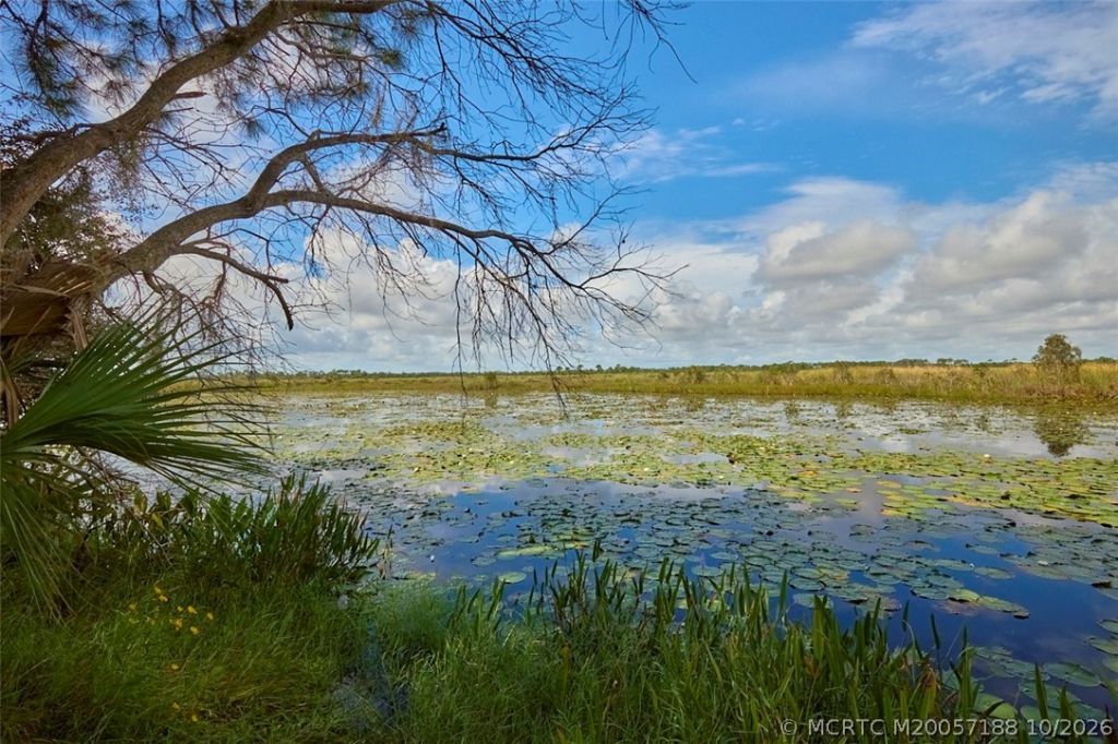 4811 NE Savannah Road , Jensen Beach, FL 34957 Photo