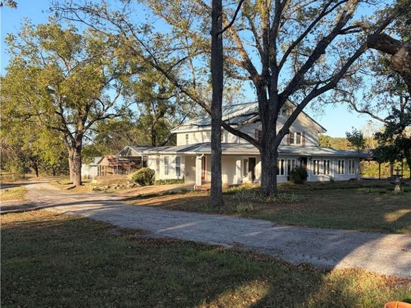 696 N Highway 21 Highway , Berryville, AR 72616
