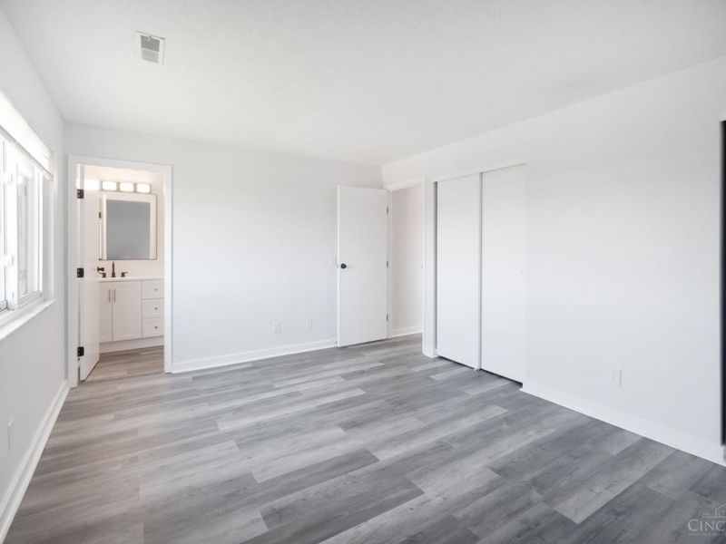 9489 Woodland Hills Drive, West Chester, OH 45011 Photo 17
