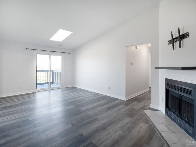 9489 Woodland Hills Drive, West Chester, OH 45011 Photo 8